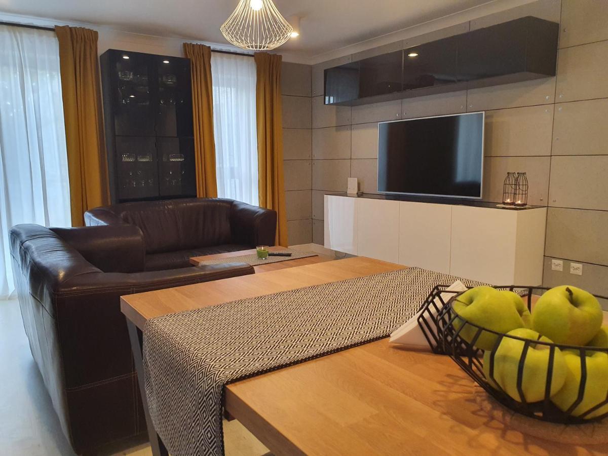 Apartament Hana Камиен Поморски Екстериор снимка